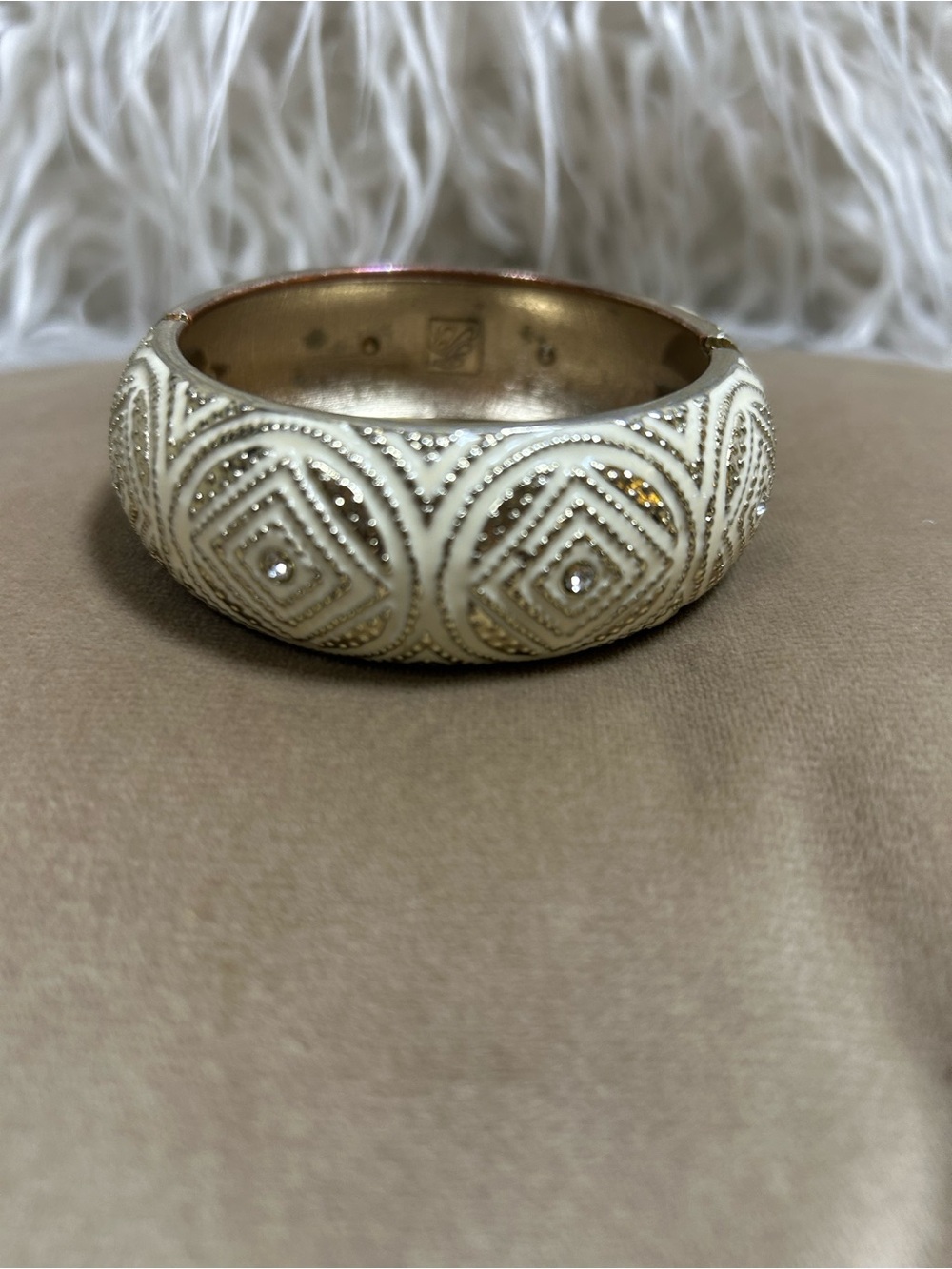 Tommy Bahama Ivory and Gold-Tone Geometric Enamel Bangle